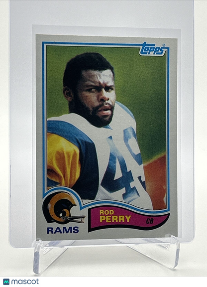 1982 Topps Rod Perry Football Card #382 NM-MT FREE SHIPPING